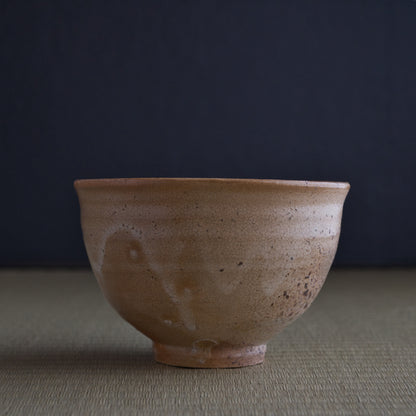 ko.US11 内村慎太郎　玉子手茶盌