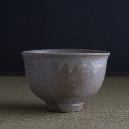 ko.YT01 吉野桃李　萩大道熊川茶盌