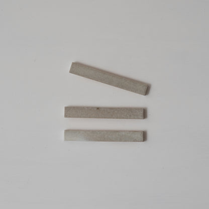 TS11 白磁カトラリーレスト  竹下鹿丸