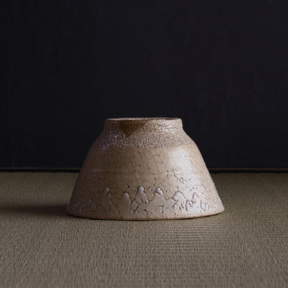 大道刷毛目茶盌