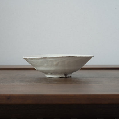 AI19A 粉引平皿　伊藤明美