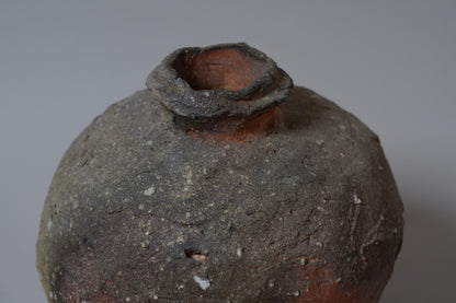 TQ2 蹲　共箱　谷穹