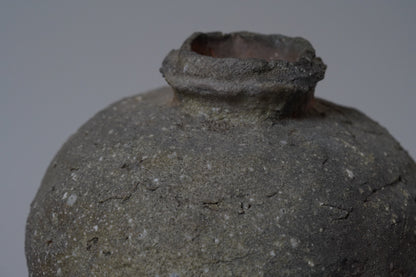 TQ2 蹲　共箱　谷穹