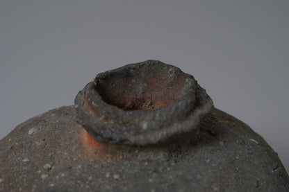 TQ2 蹲　共箱　谷穹