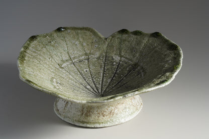 TY8 自然釉蓮葉皿　辻村唯